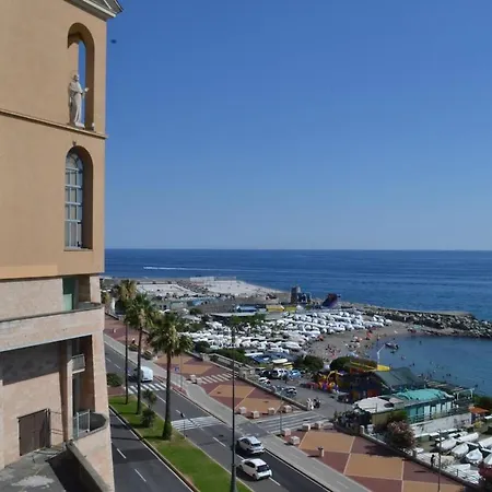 Apartman Casa Nizza 3 Bedrooms And Terrace Near The Sea Genova