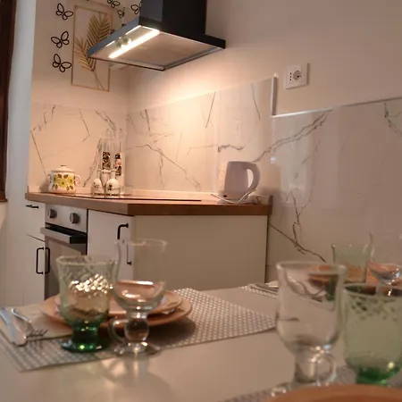 Apartman Casa Nizza 3 Bedrooms And Terrace Near The Sea